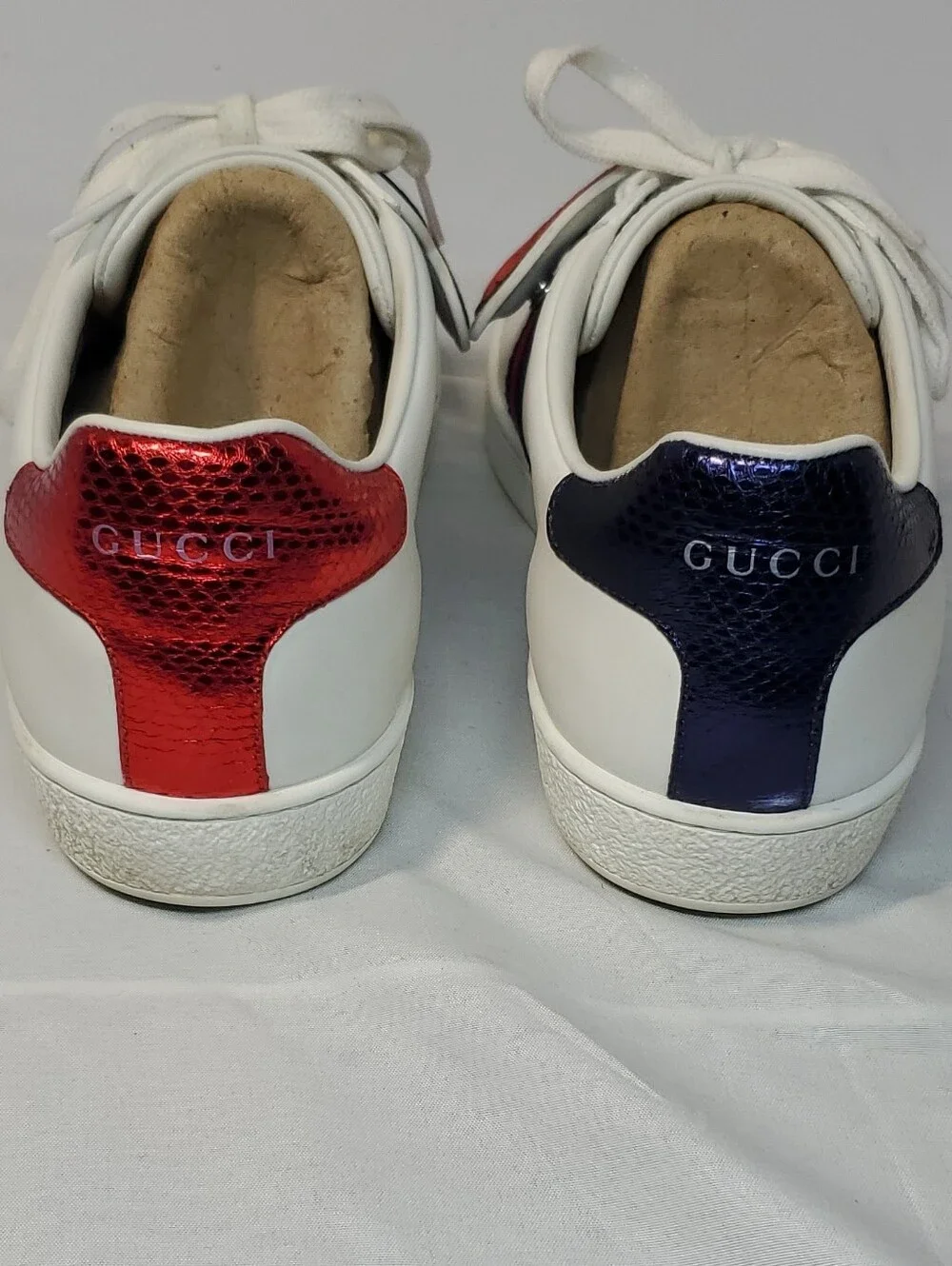 Gucci Ace Blind for Love White Leather Low Top Lace-Up Sneakers Red/Blue Mens 7
